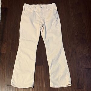 Levi’s 725 High Rise Bootcut Corduroy Pants